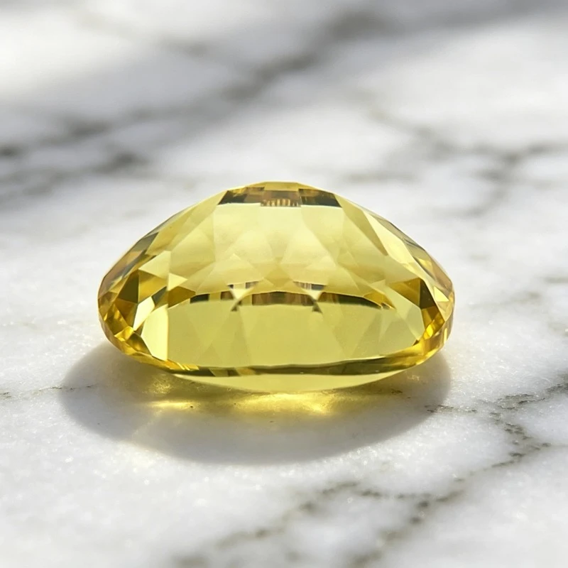 Hochwertiger Laborgezüchteter Saphir in Ovaler Form, Gelbe Farbe, Edelstein für Charms, Schmuck, Ringe, Ohrringe, Herstellung mit Wählbarem Zertifikat – Detail 2