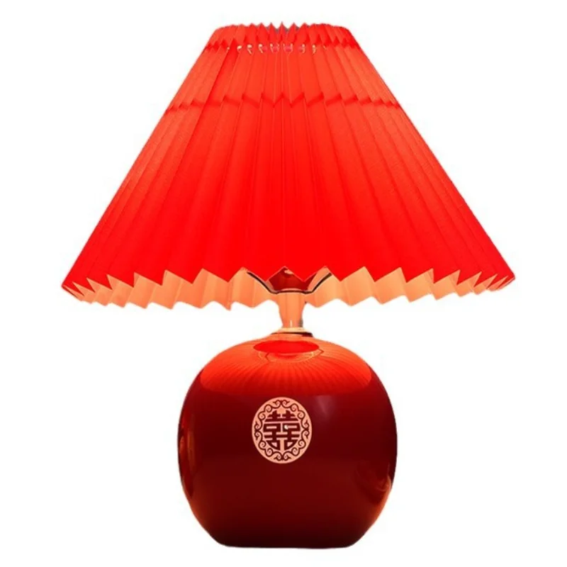 

Wedding lamp decoration, wedding room bedroom bedside lamp, ceramic happy character bright red everbright lamp
