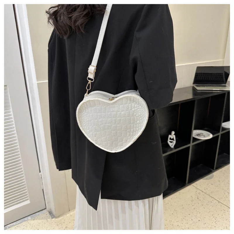 2024 Crossbody Bag for Women New Fashion Simple Handbag Purses Casual Heart Shaped Houlder Bags Bolso De Mujer