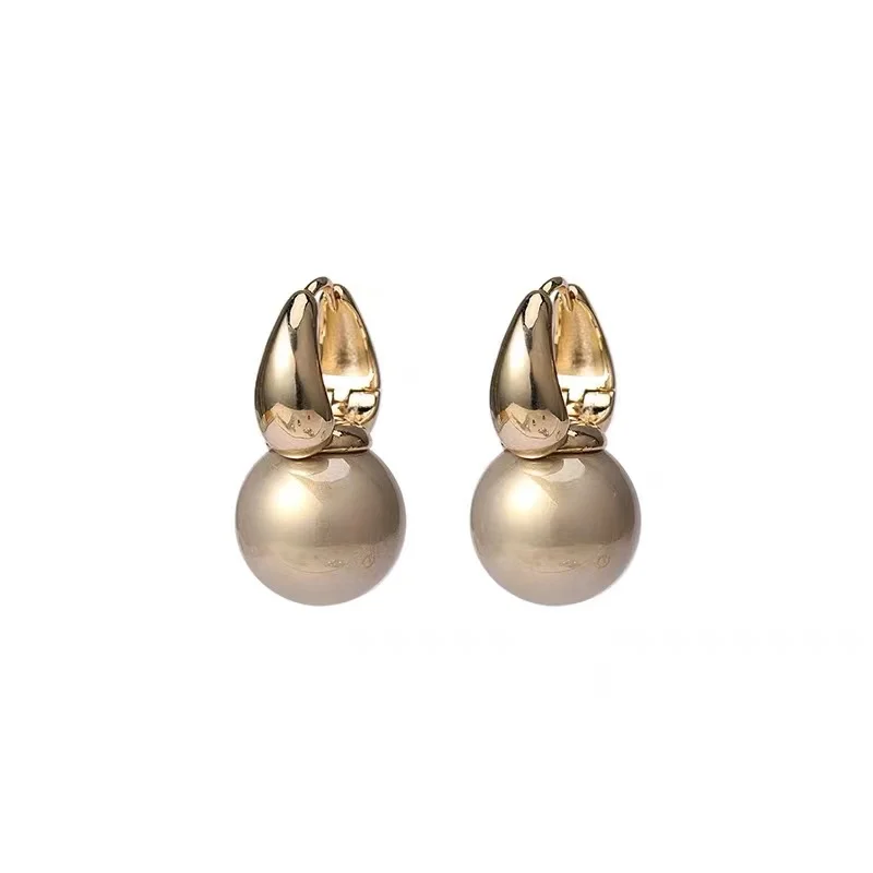 2025 New French Romantic Simple Design Champagne Pearl Pendant Earrings Fashion Jewelry Elegant Accessories For Women\'s  Party