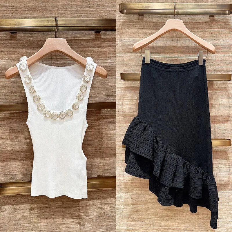 

2026 Summer Women's Knitted Set Flower Decoration V-Neck Sleeveless Vest Top + Elastic Waist Irregular Layered Hem Midi Skirt