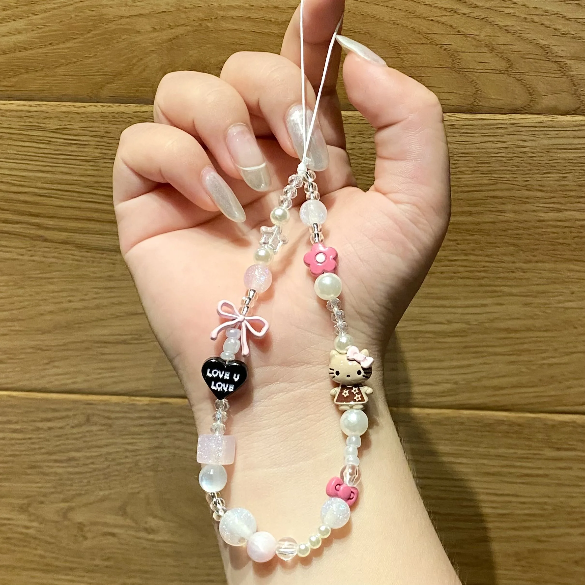 

Милый мультфильм Hello Kitty, цепочка для телефона из бисера, креативный дизайн, предметы интерьера, подарок для девочек, подвеска для пары