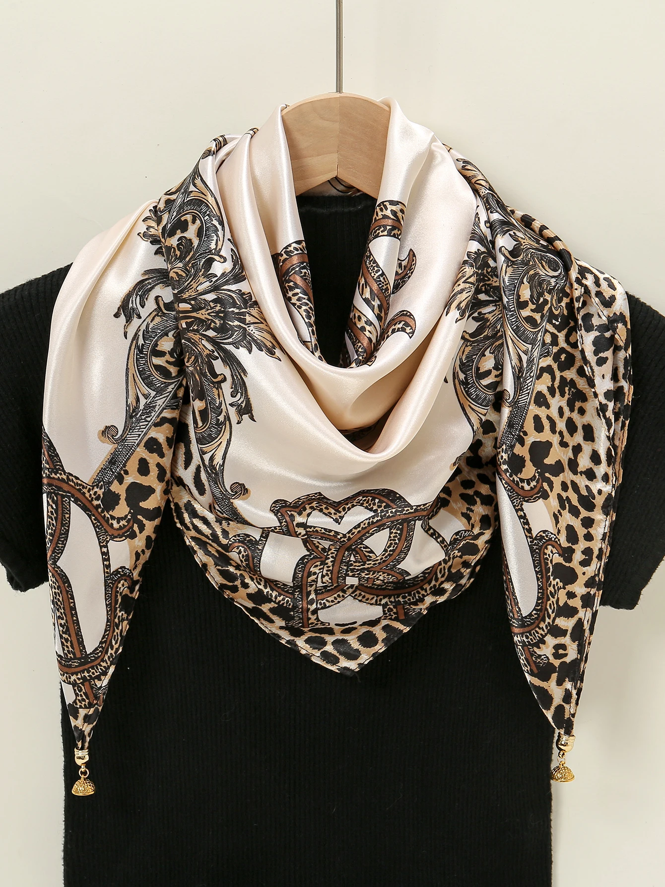 New Style Leopard Square Scarf Neckerchief For Women Printed Magnet Shawl Wraps Lady Satin Scarf With Chain