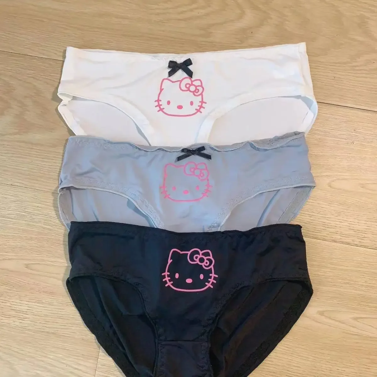 Hello Kitty Sexy Pure Cotton Underwears Anime Female Low Waist Student Cute Cartoon Kt Cat Girls Briefs Thong Accessory Gift