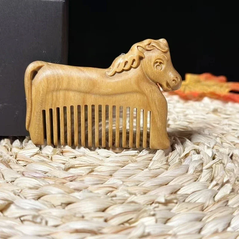 

Wooden Comb 12 Zodiac Animals Comb Green Sandalwood Rabbit dragon Snake Portable Mini Cute Little Comb Birthday Gift