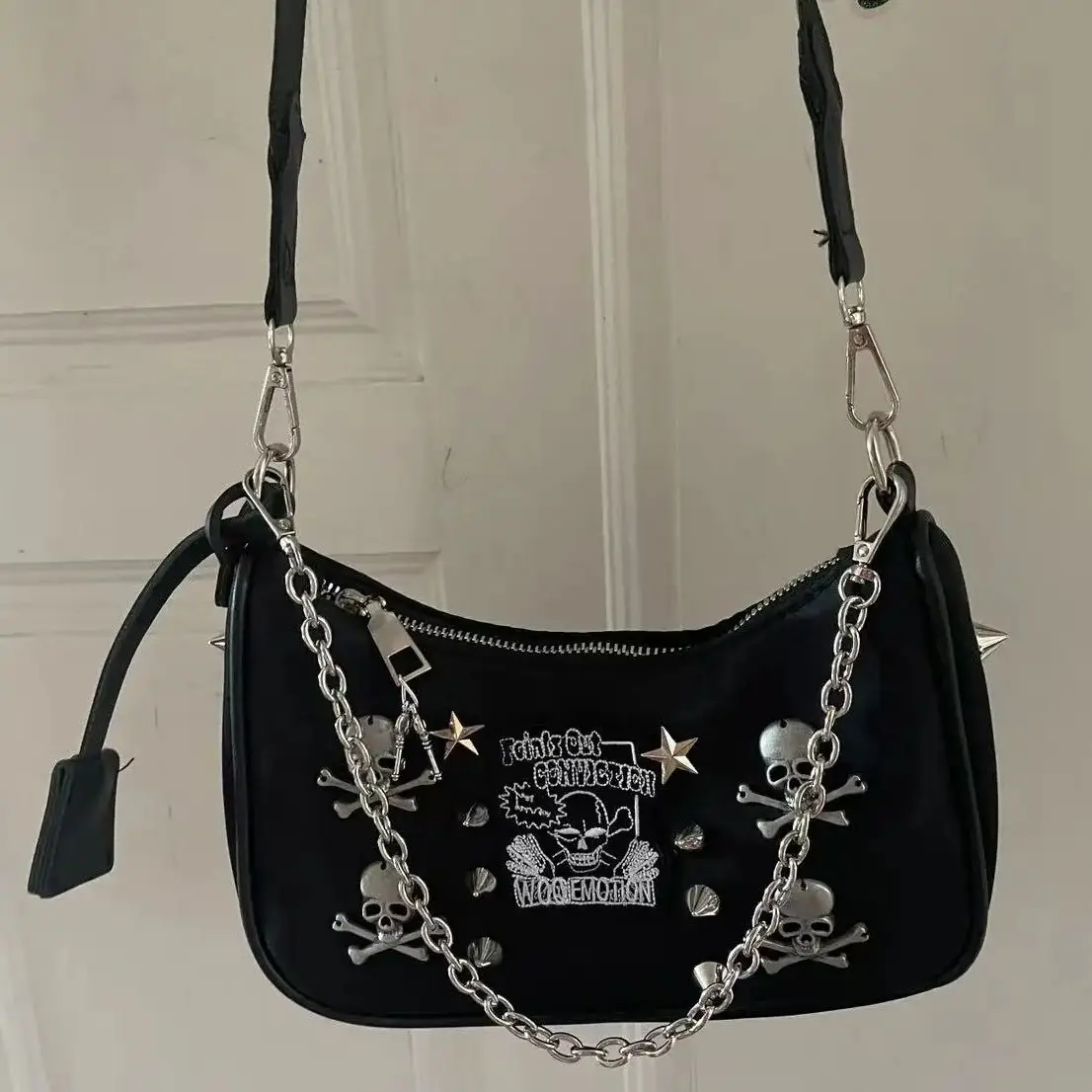 Popularna moda damska personalizacja Punk nit czaszka torba na ramię torebka czarna fajna torba Crossbody