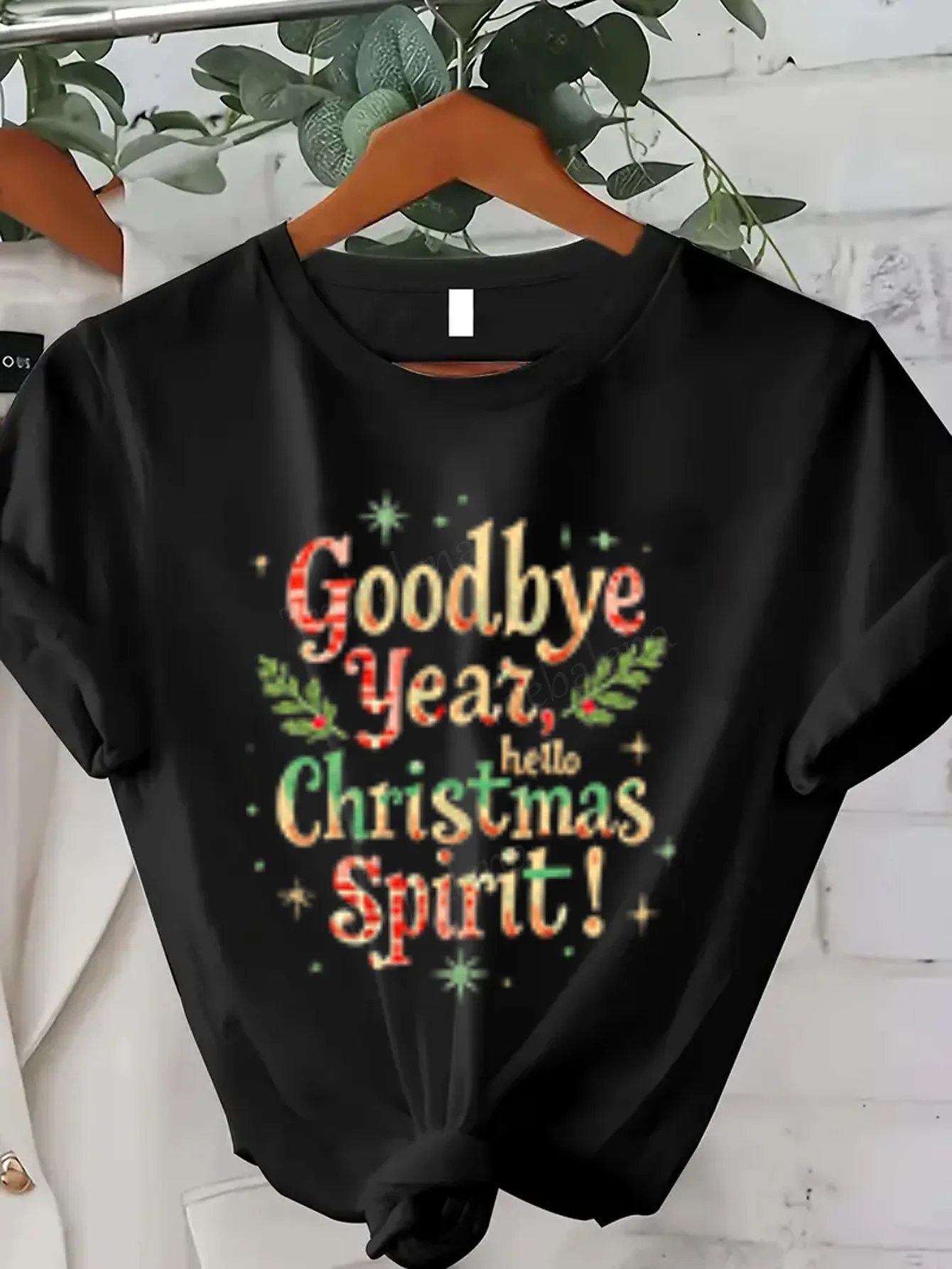 تي شيرت نسائي Goodbye Year Hello Christmas Spirit تي شيرت للنساء