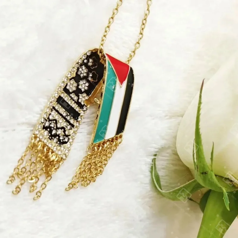 Exquisite Stainless Steel Palestinian Pendant Necklace Men Women Retro Ethnic Palestinian Scarf Shape Chain Necklace Jewelry