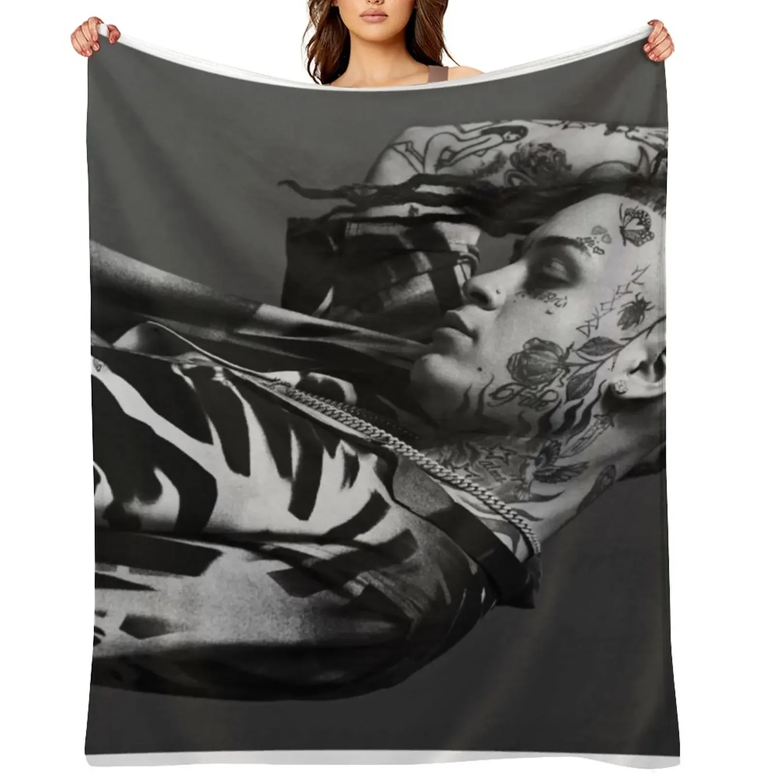 

Lil Skies Throw Blanket Decorative Sofas Thermal Warm Plaid Blankets