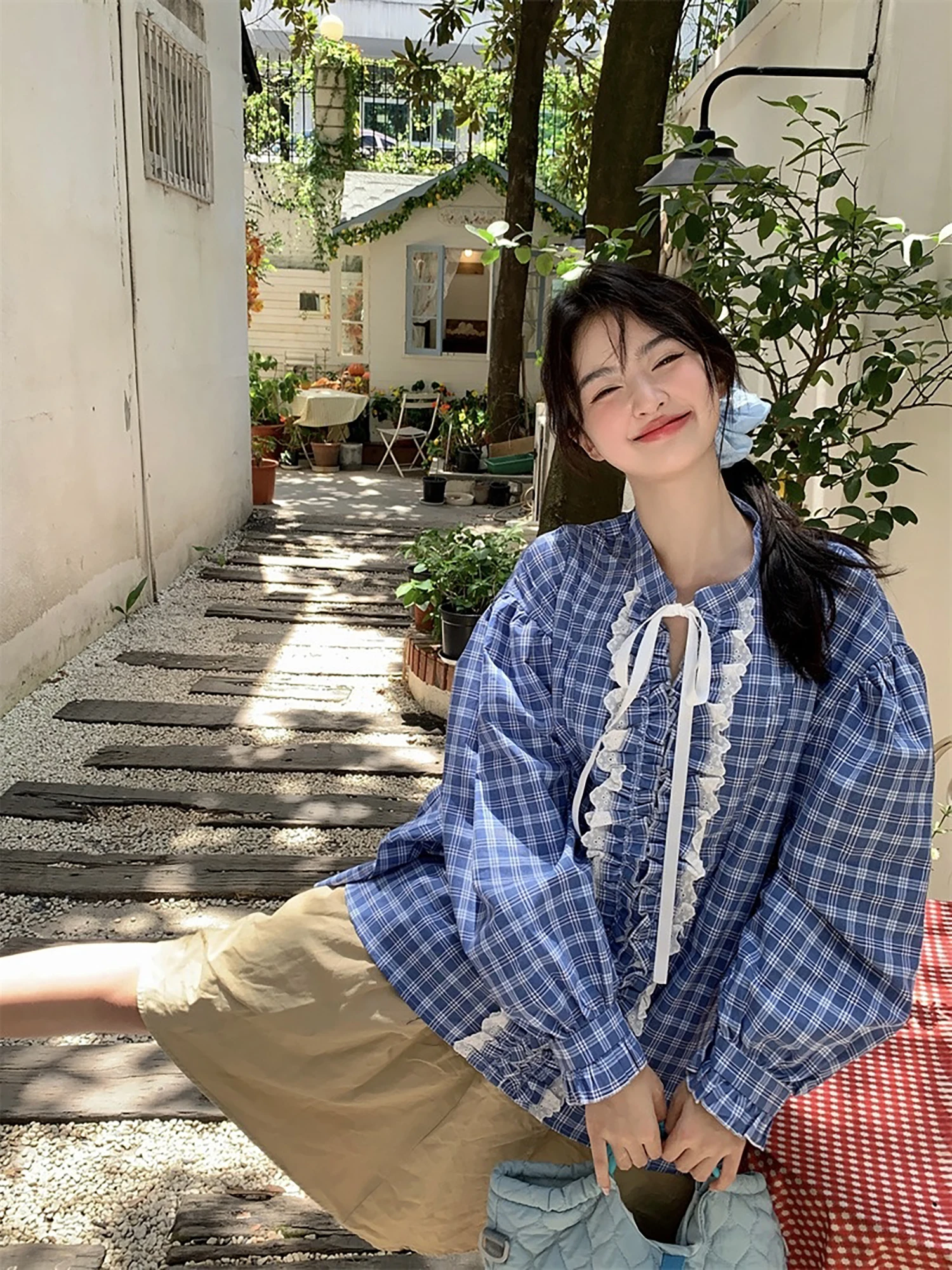 

Vanwenwen Blueberry Sweetheart Gingham Shirt Women Spring Vintage Loose Top Wooden Blue Retro Plaid Long Sleeve Shirt