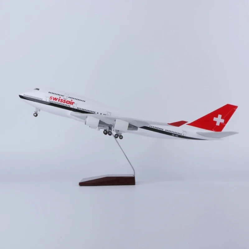 New 1/150 Scale 47CM Airplane 747 B747 Swissair Airline Model LED Light & Wheel Landing Gear Diecast Resin Plane Model Toy Decor