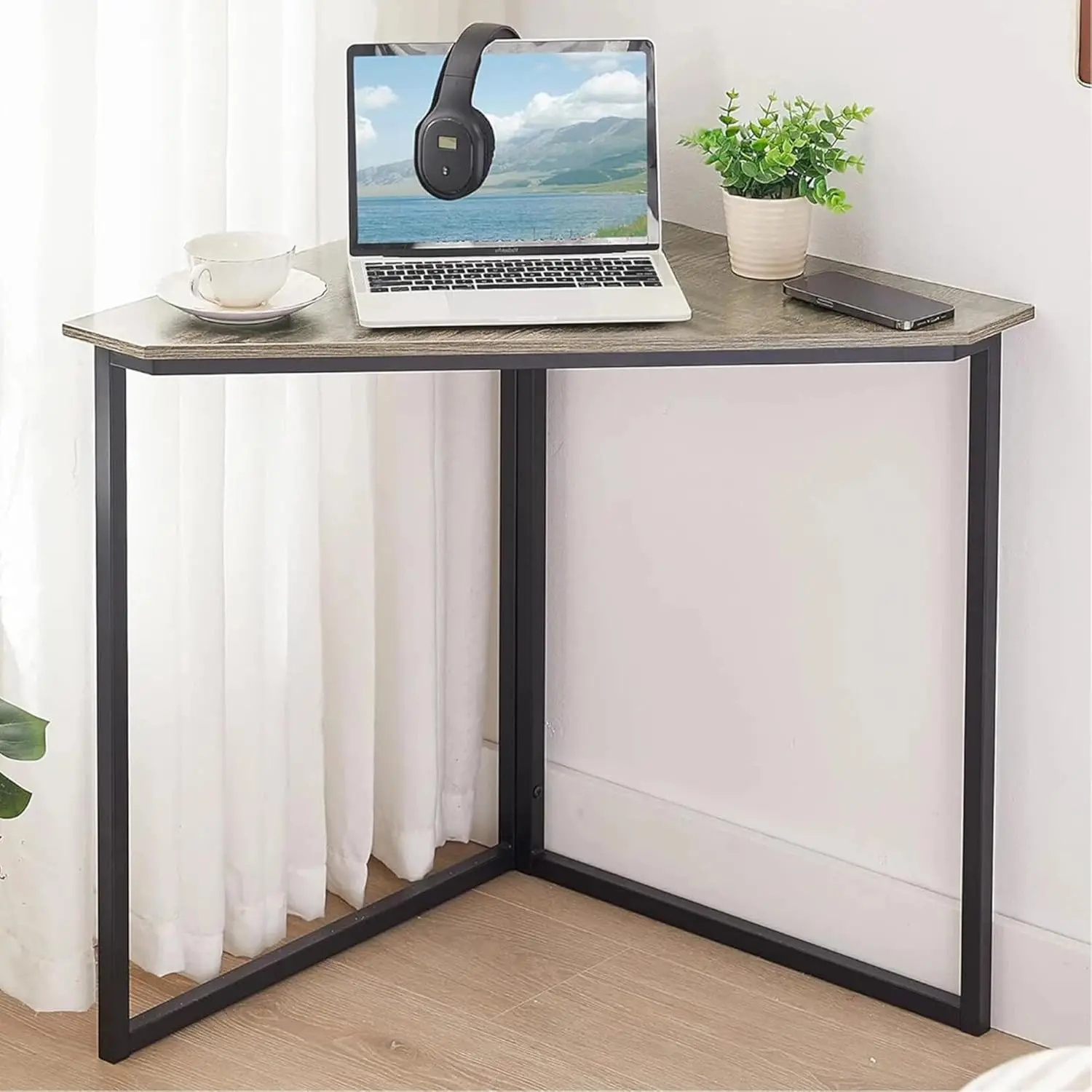 

Угловой стол для небольших помещений, треугольный компьютерный стол со стальным каркасом и полками, классический серый письменный стол для домашнего офиса