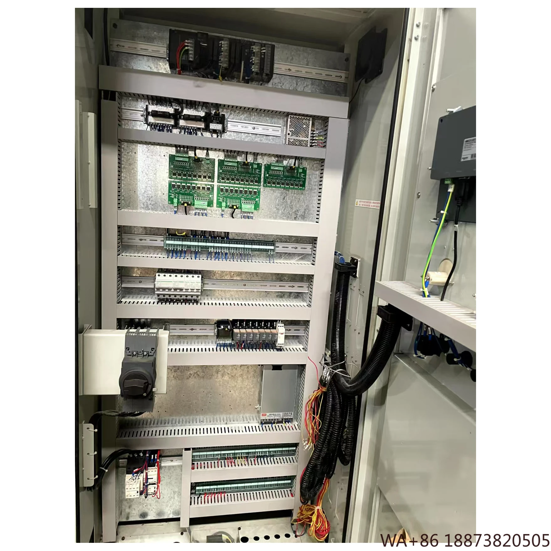 آلة الصب عالية الكفاءة أوتوماتيكية 320 طن غرفة باردة من سبائك الألومنيوم عالية الجودة