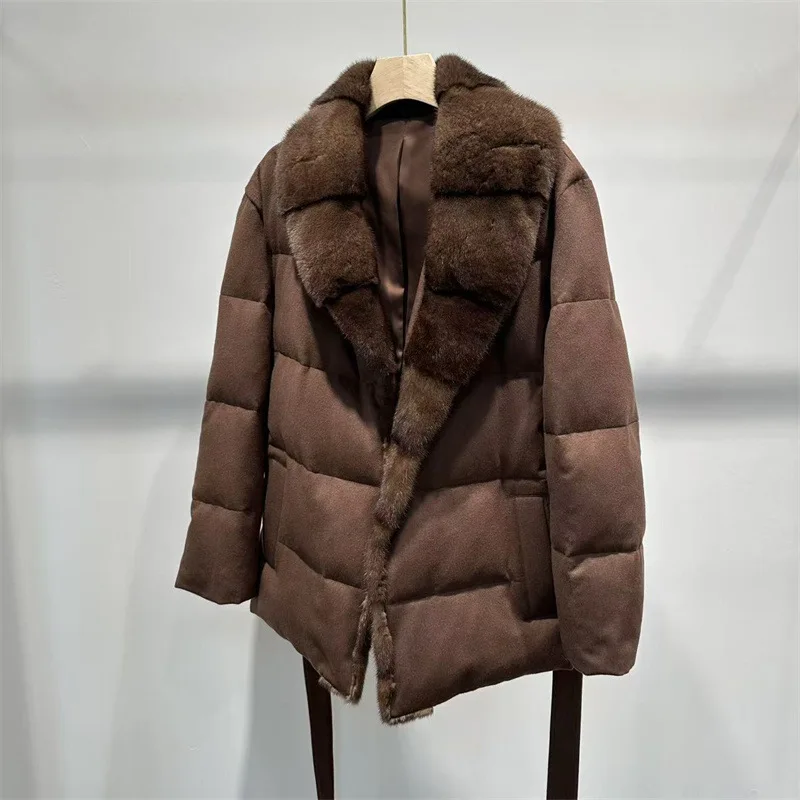 معطف نسائي متوسط الطول بياقة من فرو المنك وربطة خصر مع زخرفة من الفرو المرقعة #3