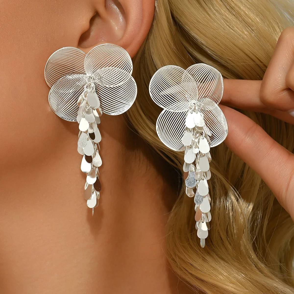 yZ[zԂ̃^bZ֒ꂽ[bpƃAJ̏pCOAy₩ȍ̂郁^eNX`̑wt[CO