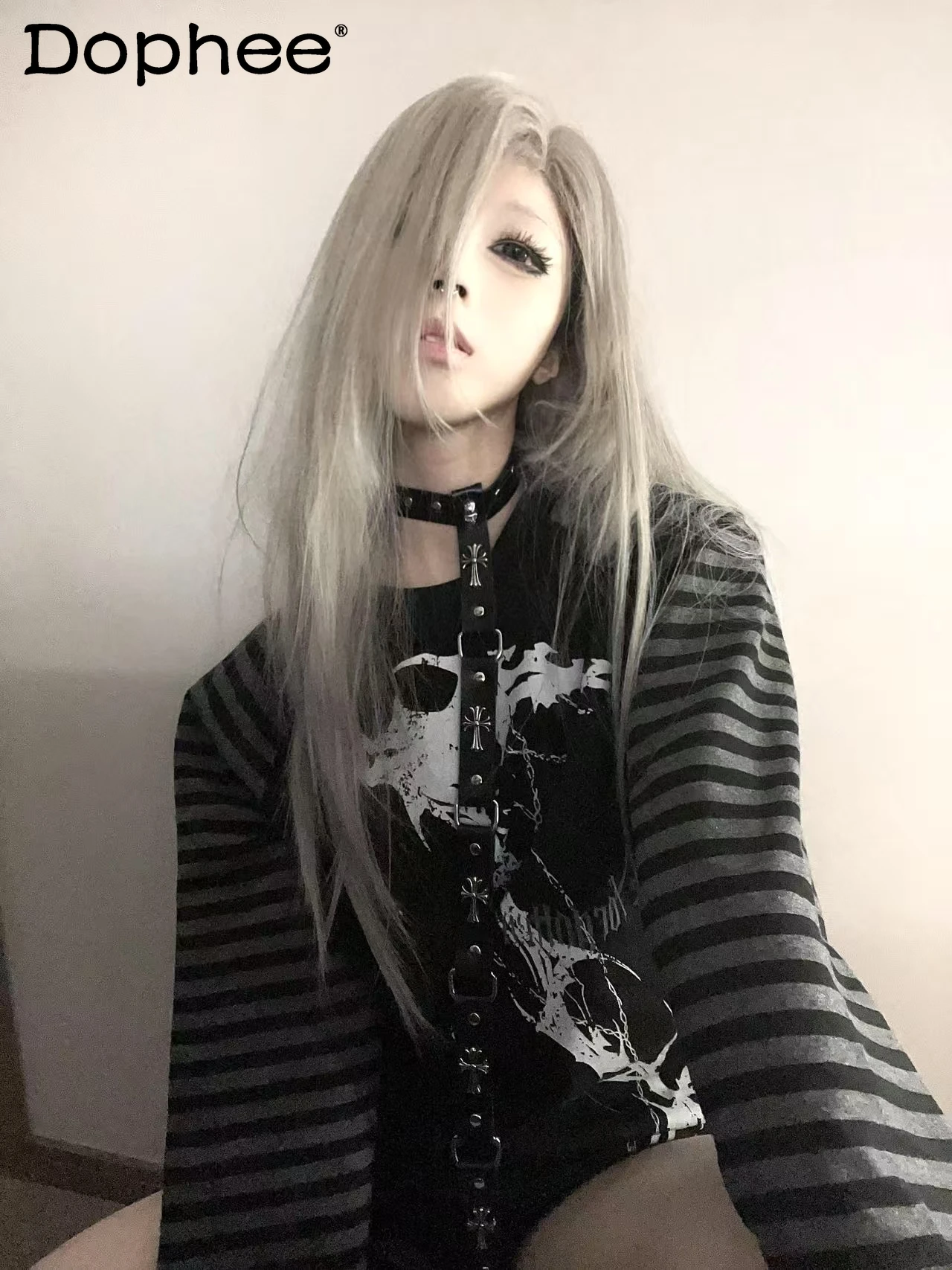 

Japanese Original Y2K Subculture Gothic Dark Long Sleeve T-Shirt Round Neck Striped Unisex Lolita Pullover
