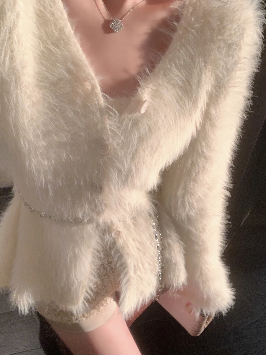 

ByYou Autumn Winter Thiened Medium Length V-ne Long Fur Sweater Coat Women's Faux Mink Sweater Dr with Waist Chain