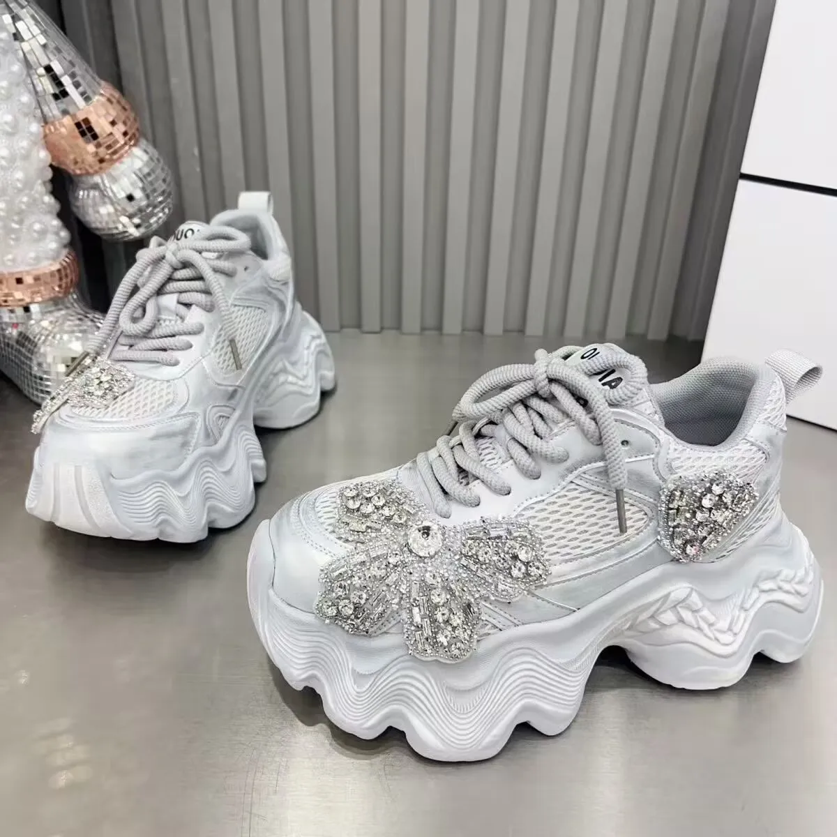 

Luxary Women's Crystal Sneakers 2026 New Mesh Breathable Shoes Women Sports Running Shoes Ladies Fitness Shoes Chunky Sneakers