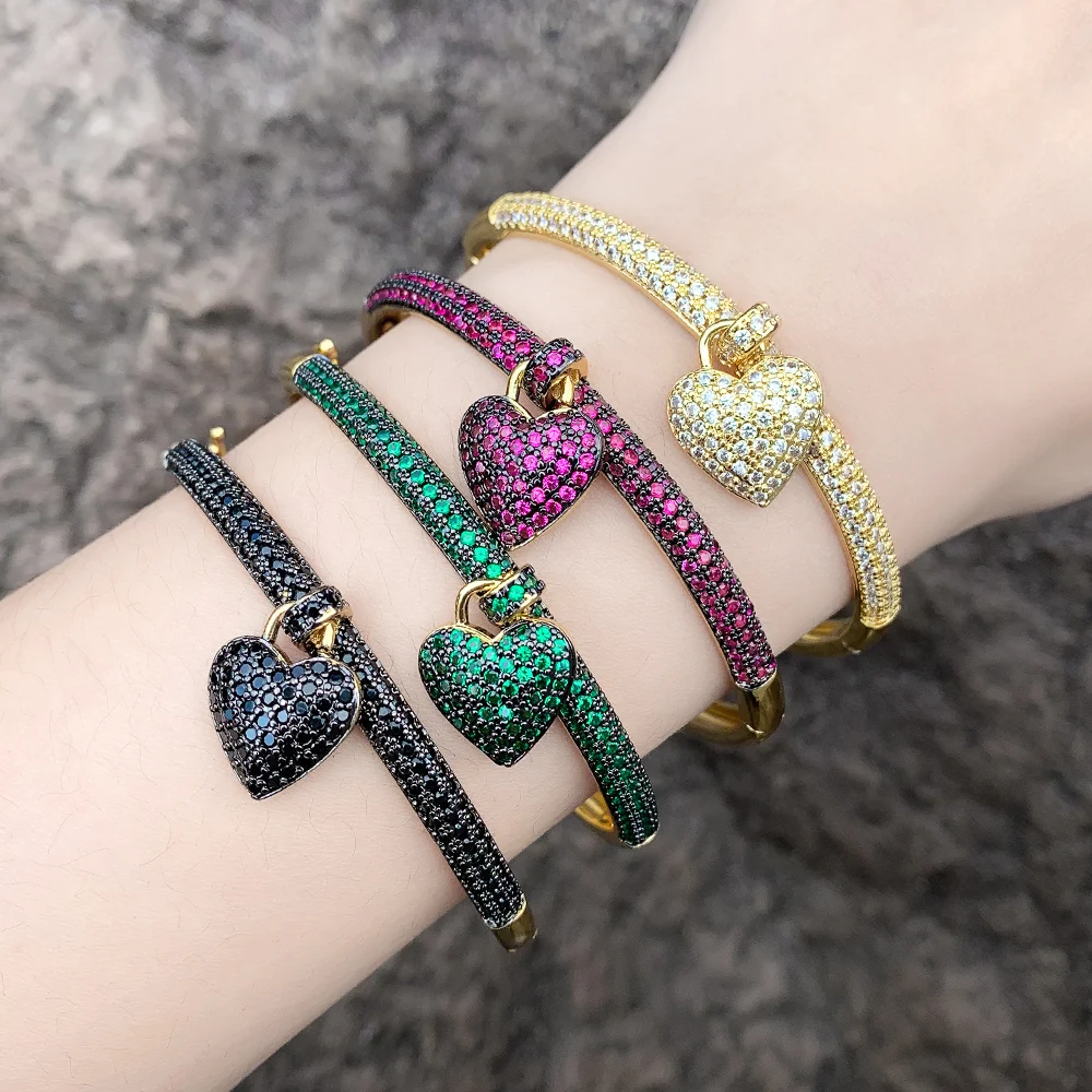 

FLOLA Luxury CZ Crystal Fuchsia Heart Bangles for Women Copper Gold Plated Hoops Buckle Bangles Dainty Jewelry Gifts brta19