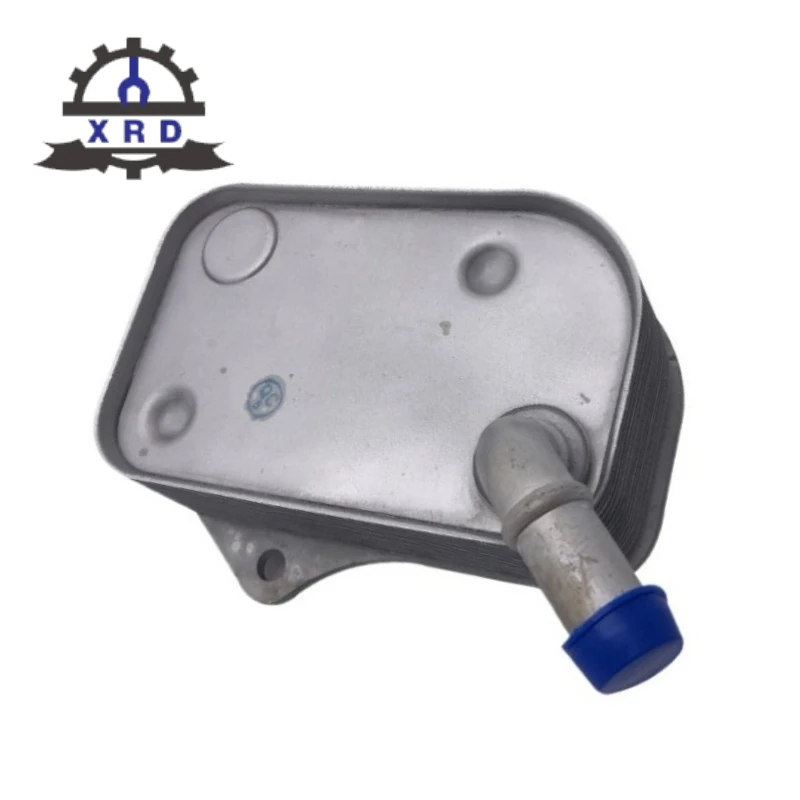 

06B117021 Car Accessories Oil Cooler Engine Oil Cooler Radiator for Volkswagen Audi A4 B6 B7 A6