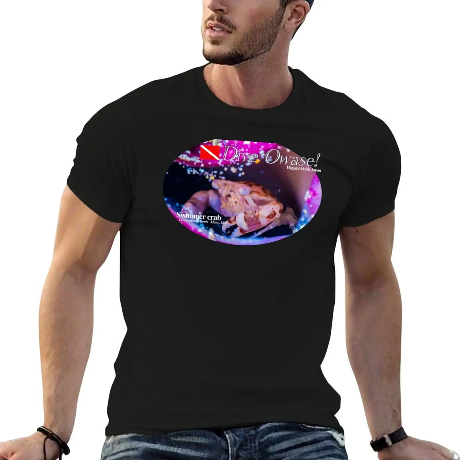 ¡Sumérgete a la locura de Owase! Camiseta con estampado de cangrejo nadador para hombre, paquete de camisetas de algodón blanco, camiseta de algodón de alta calidad, camiseta 100%
