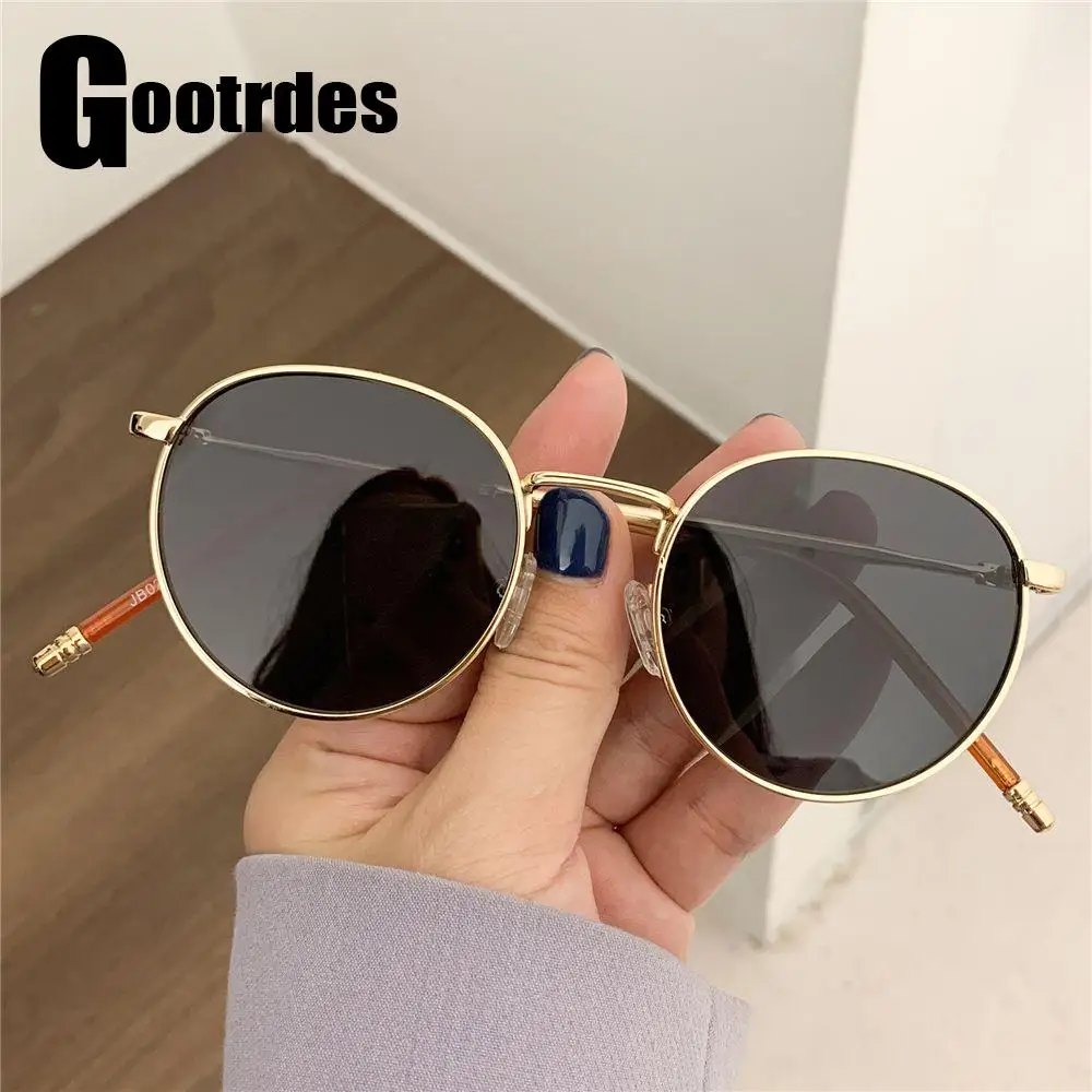 

Summer New Sunglasses for Women Men Fashion Classic Metal Frame Sun Glasses Outdoor UV400 Sun Shades Trendy Round Eyewear