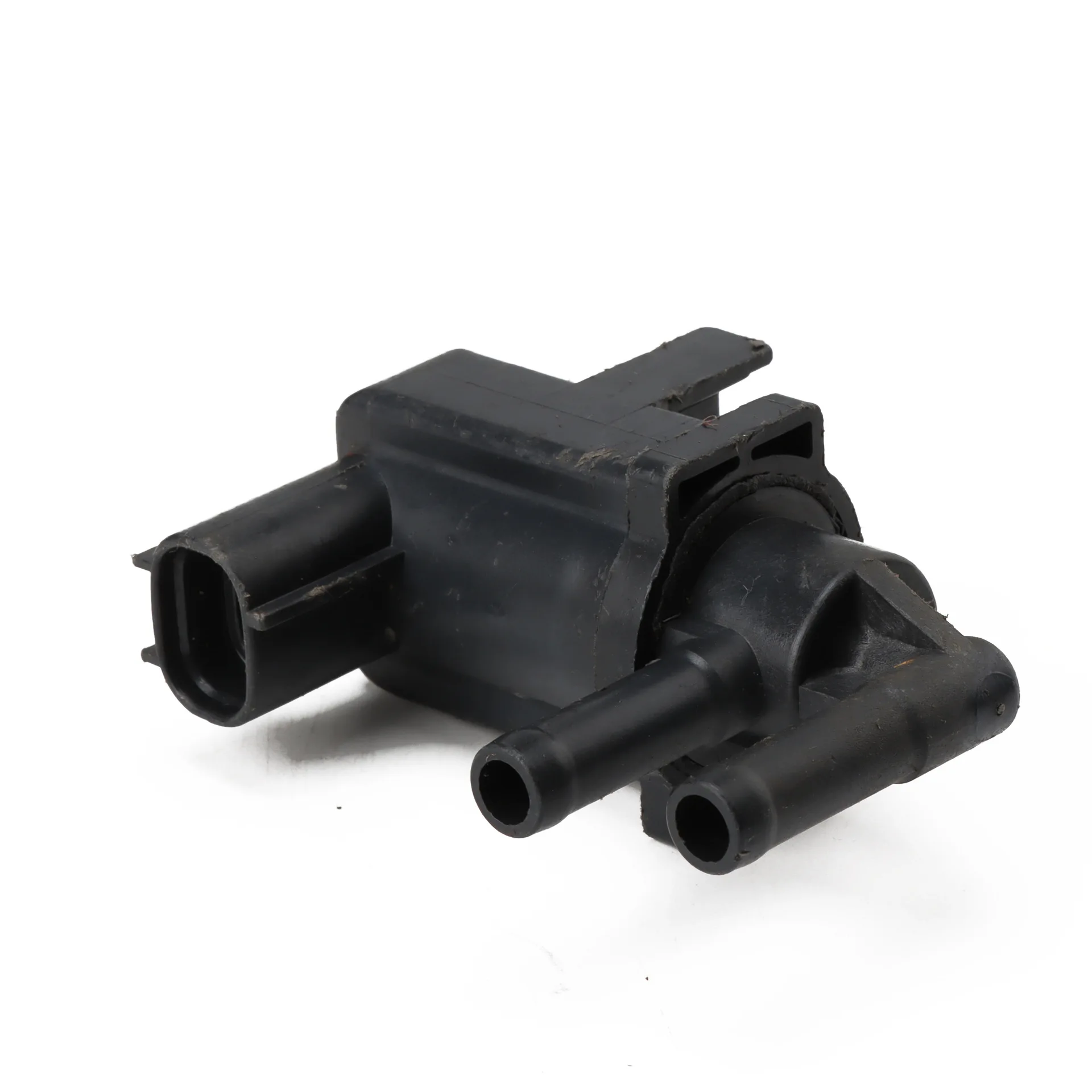 

1 tool partsSpot suitable for carbon tank solenoid valve 136200-3000 16102AA380