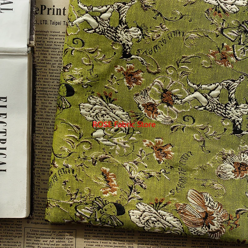 

Rose Flower Yarn Dyed Jacquard Fabric Gold Silk High Density Grass Green Fashion Hand-made Embossed Fabric