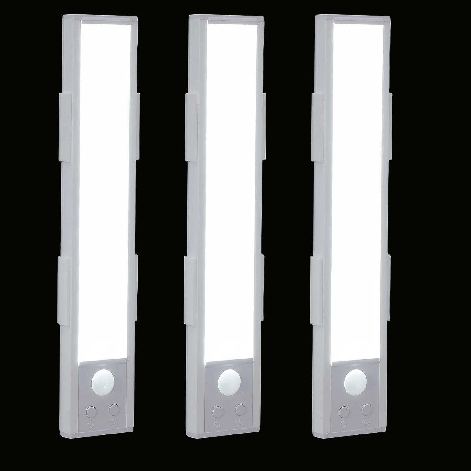 3個入り、モーションセンサー付きキャビネット下照明。超薄型で充電可能なledストリップ。3種類の色温度と調整可能な明るさを備えています。