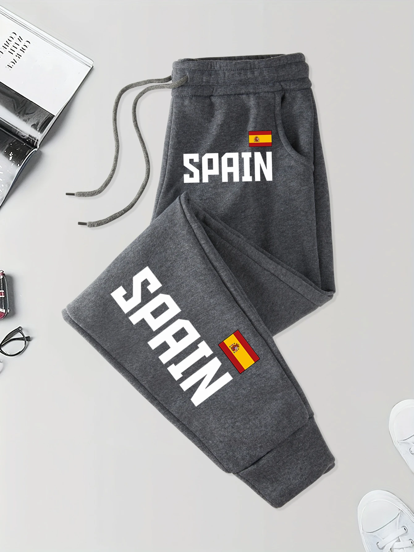 

Spain Letter National Flag Printed Elastic Waist Sportpants Man Comfy Fleece Pants Warm Street Britches Soft Pocket Long Pant