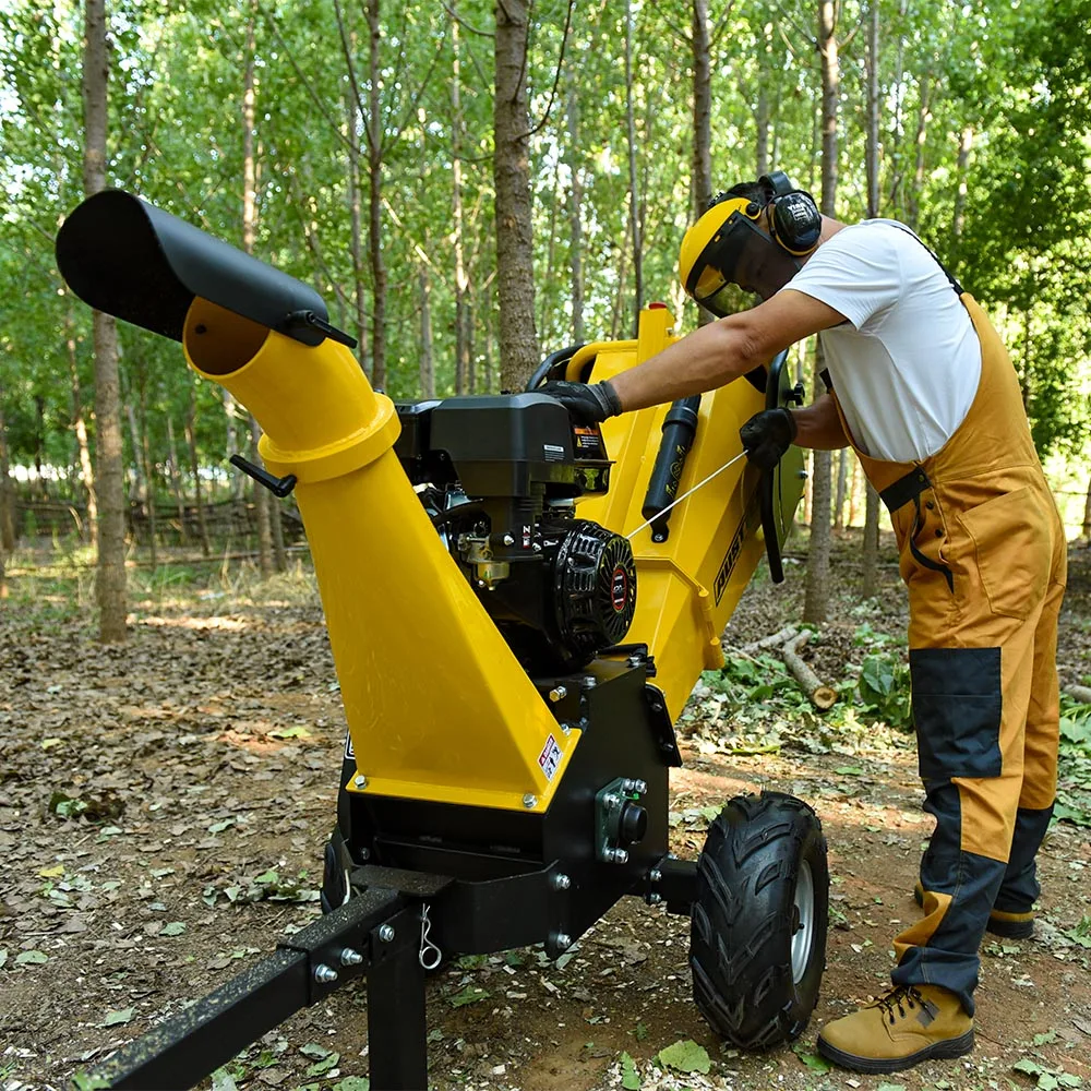 

Trailer Mounted Heavy Du-ty 15hp Petrol Engine Powered Twigs Log Wood Chipper Shredder