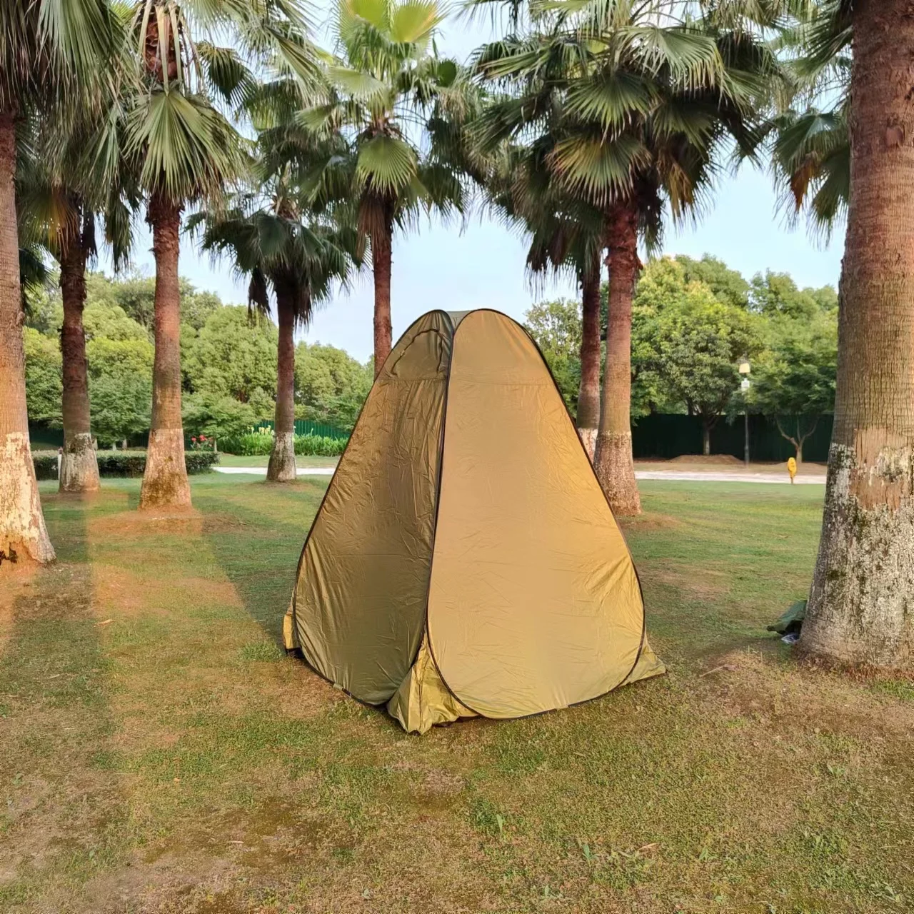 1.6 * 1.6 * 2.1 meter large-sized sunshade, fully automatic sunshade, outdoor changing clothes, bathing, fishing tent