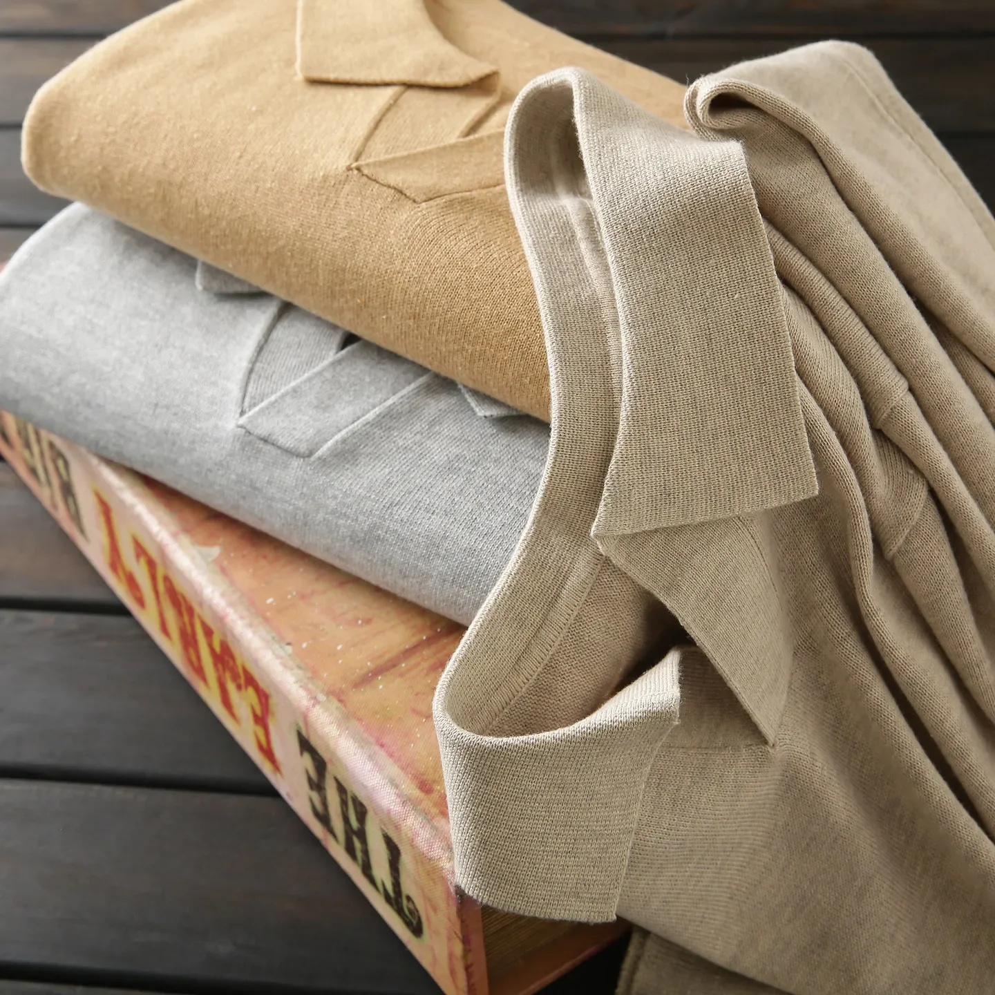 Italian soft wool autumn and winter thin lapel knitted sweater
