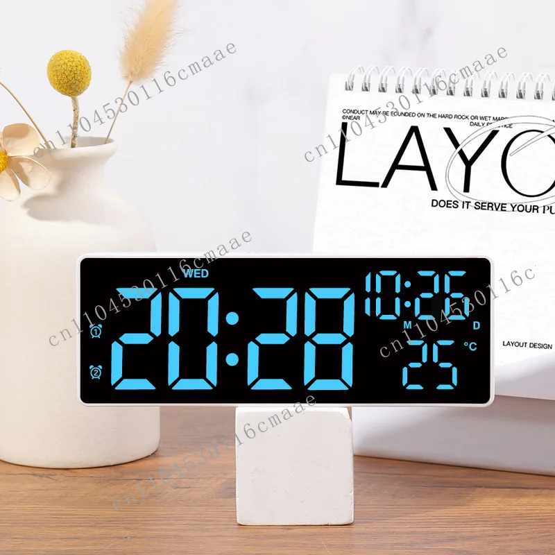 

Intelligent Alarm Clock LED Multifunctional Electronic Clock Mirror Large Screen Digital Clock Battery Plug Dual-use