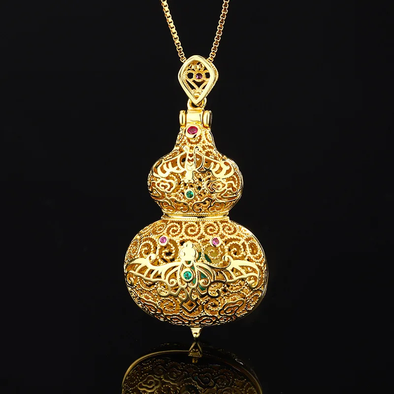 Jewelry Inlaid Green Chalcedony Gold Hollow Gourd Necklace Dignified Pendant Main Stone 6*8