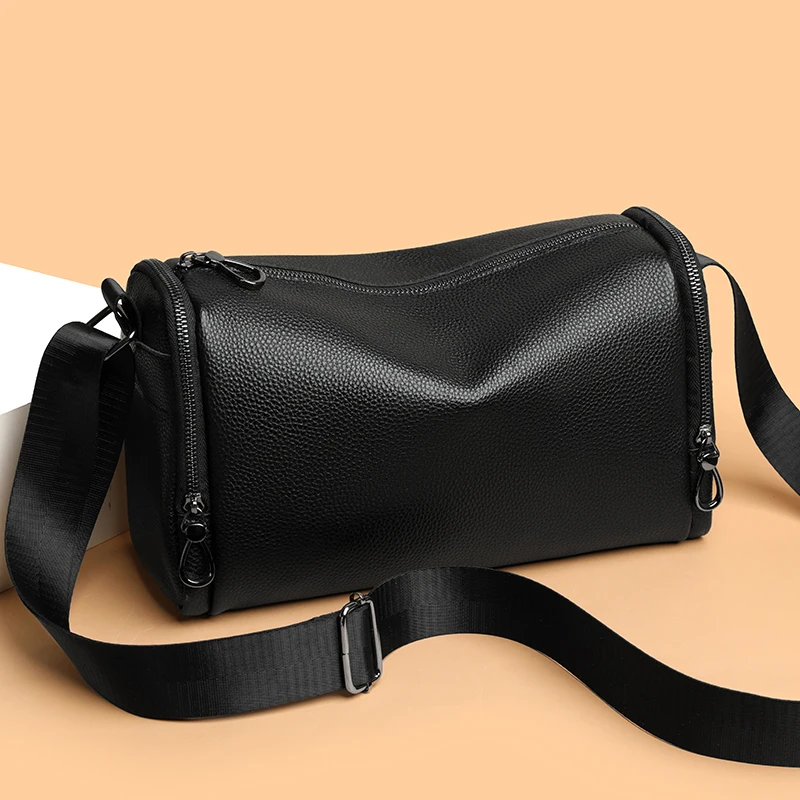 

2025 New Luxury Men's Genuine Leather Crossbody Bags Fashion simple high-capacity Shoulder Messenger Bags Casual Business Purse