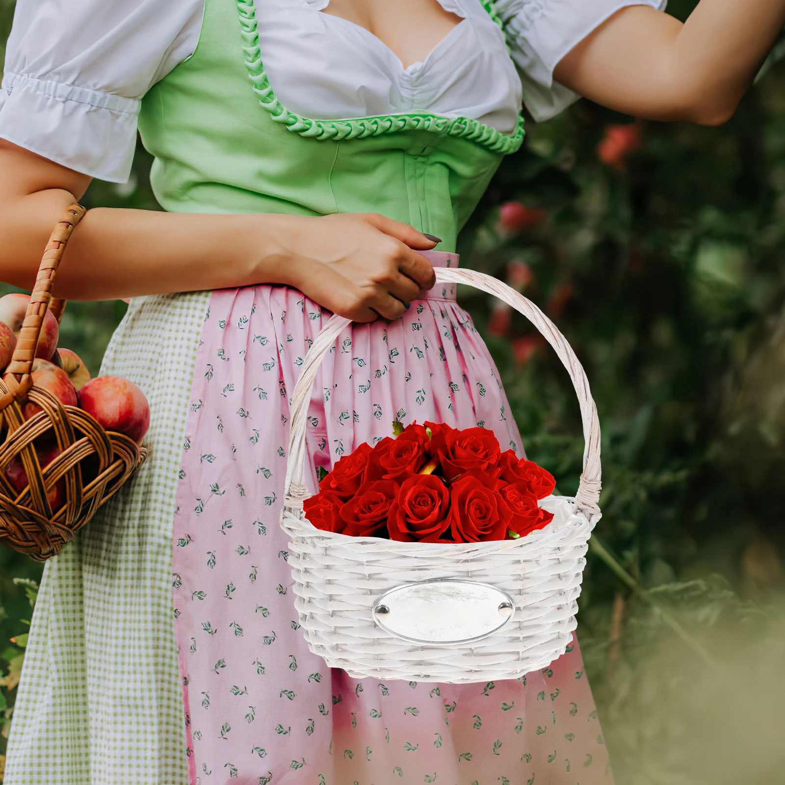 Wicker Flower Basket White Portable Bride Wedding Storage Container Photo Props Home Decor Fruit Baskets Household Collection