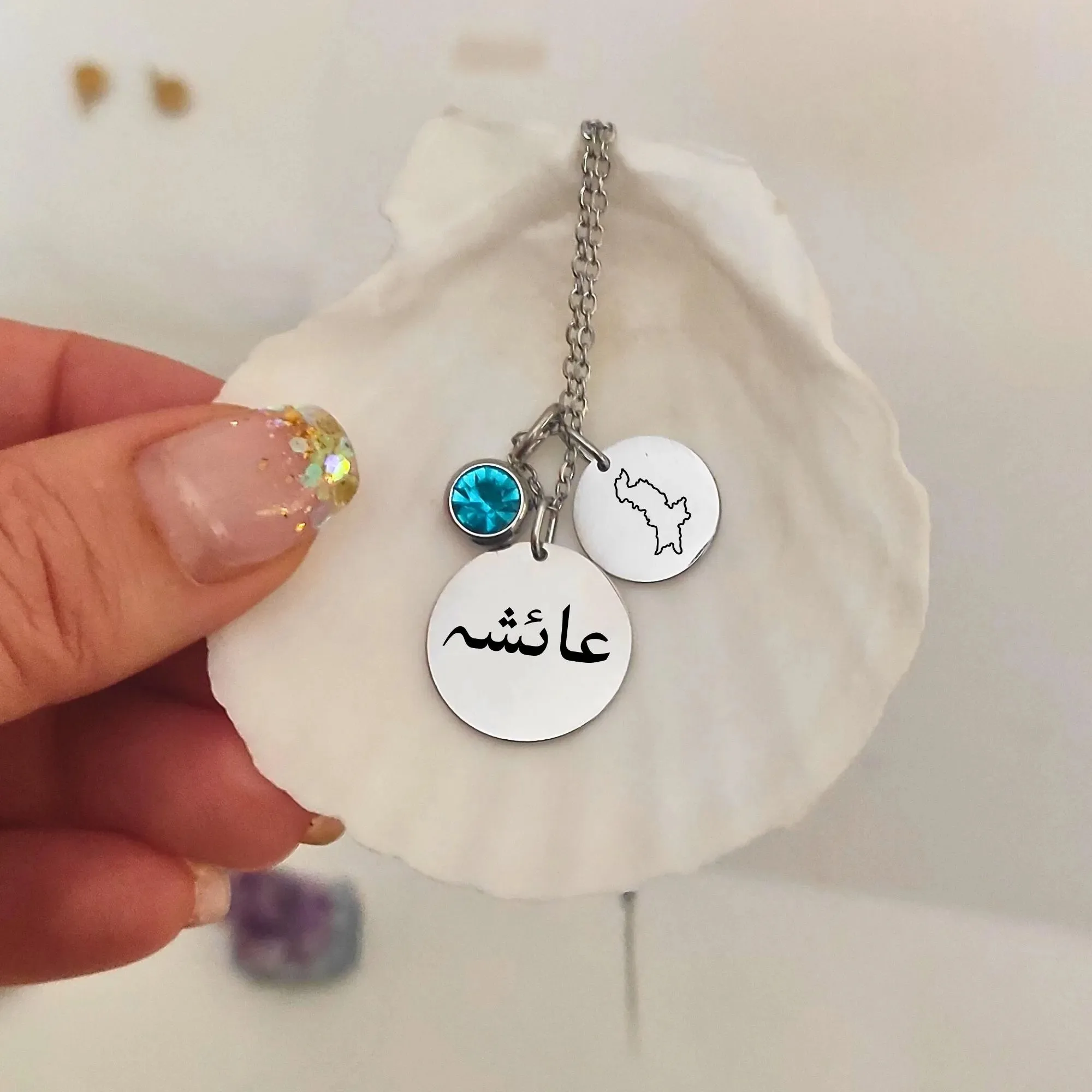 

Ожерелье с картой Пакистана и именем Урду, камень по камню, индивидуальное ювелирное изделие, подарок для пакистанских женщин, кулон из нержавеющей стали