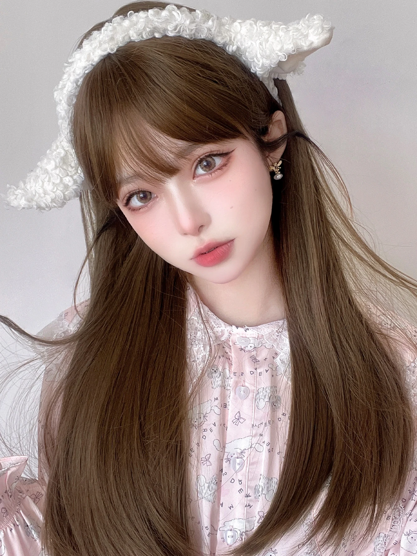 24Inch Honey Tea Brown Synthetic Wigs With Bang Long Natural Straight Hair Wig for Women Daily Use Cosplay Heat Resistant Lolita