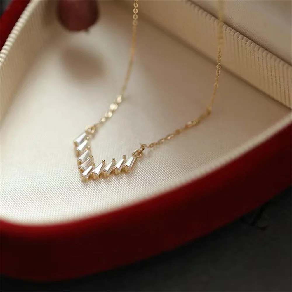 

Korean S925 Sterling Silver Collarbone Chain, 18K Gold Plated V-shape, Minimalist INS Valentine's Women's Necklace