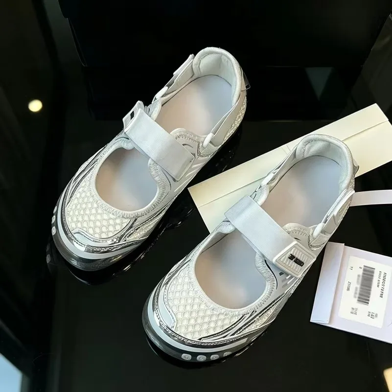 2026 spring and summer new silver Mary Jane women's shoes Velcro ugly cute big head shoes fashionable and versatile