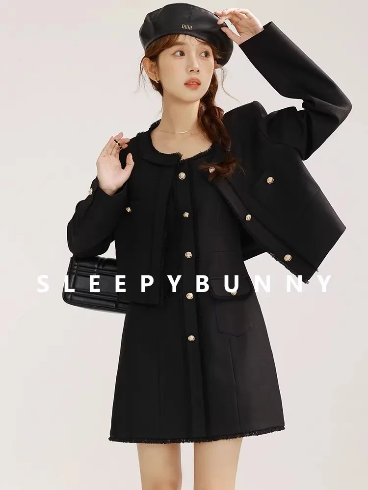 

Elegant Tweed Two Piece Dress Set Women Fall Chic Short Skirt Outfit Button Jacket Korean Fashionable Matching Outfit Daily Look