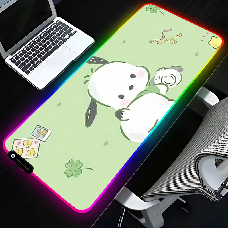 

RGB светодиодный коврик для мыши, резиновый HD коврик для мыши с рисунком, игровой коврик, аксессуары для ПК, настольный коврик, нескользящий коврик для стола, офисный коврик для клавиатуры P-pochacco