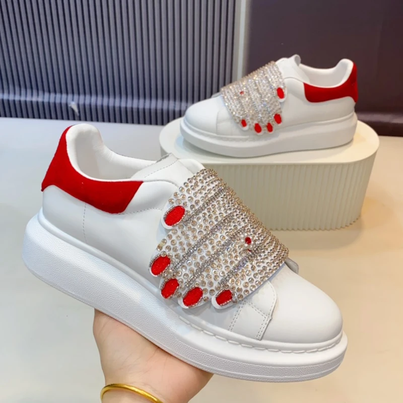 Ladies Thick Platform Flat Sneakers Rhinestone Bling Bling Buckle Round Toe All Match Small White Shoe Top Quality Casual Loafer