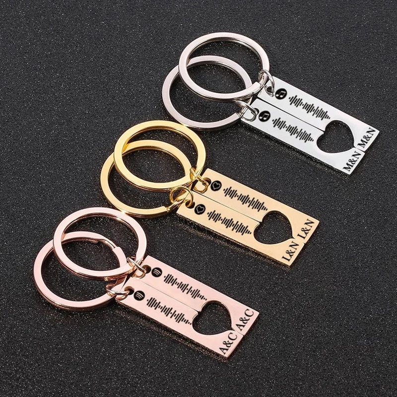 Fashionable Private Customized Love Carved Name Stainless Steel Couple Commemorative Jewelry With Two Keychains Couple Gift