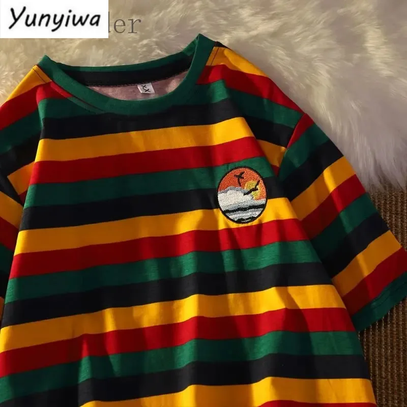 Rainbow Stripe Short-sleeved T-shirt for Men Women Playful T-shirt 2023 Korean Loose Peppy Harajuku Bf Half-sleeved Top