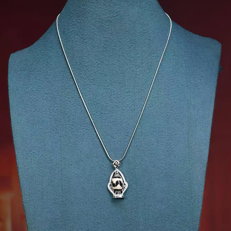 Naszyjnik z zawieszką z naturalnego agatu i tygrysiego oka z zapięciem, prosty i stylowy naszyjnik unisex.