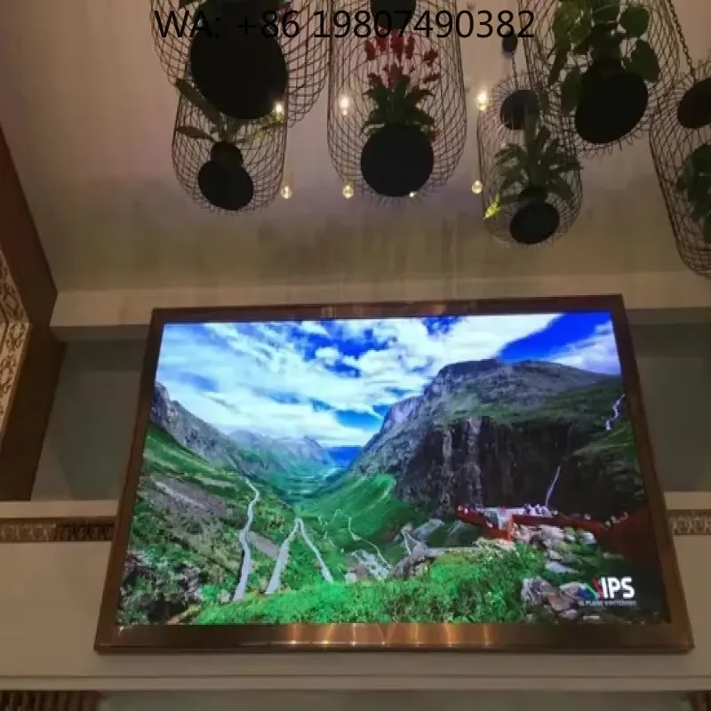 

Durable Full Color LED Display Screen With Standard Packaging Case For Commercial Text Advertising And Video Playback