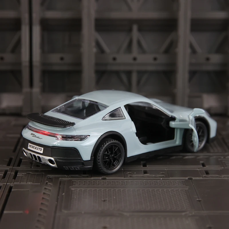 1:32 ポルシェ911 ダカール合金製スーパーカーモデル、ドアが開閉可能、車の装飾、コレクション、ギフトに