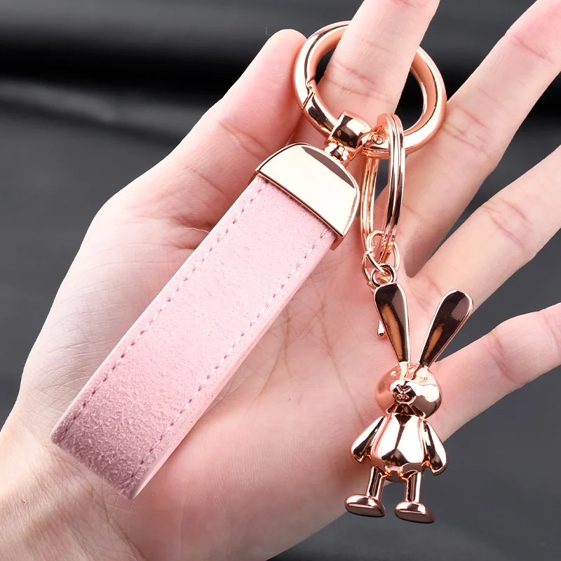 Wholesale 4pcs/set Premium Keychain Exquisite Pendant for Men Personalized Car Keychain Doll Pendant for Women